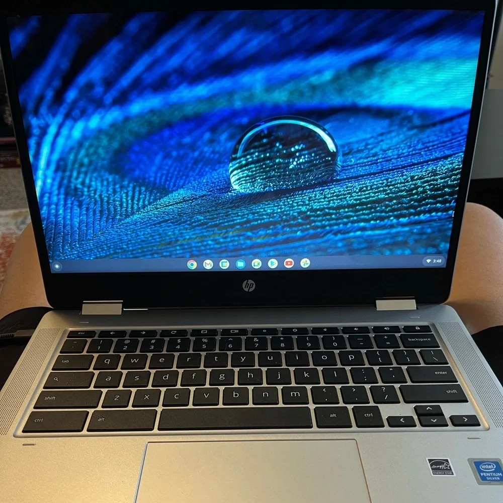 Like New HP Chromebook touch screen